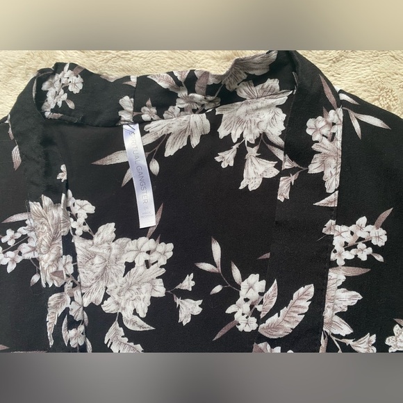 Spiritual Gangster Maya Coverup - Picture 4 of 7